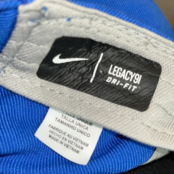 Nike Boise State University Broncos Blue Strapback Hat Legacy 91 Dri-Fit Unisex - Picture 4 of 5